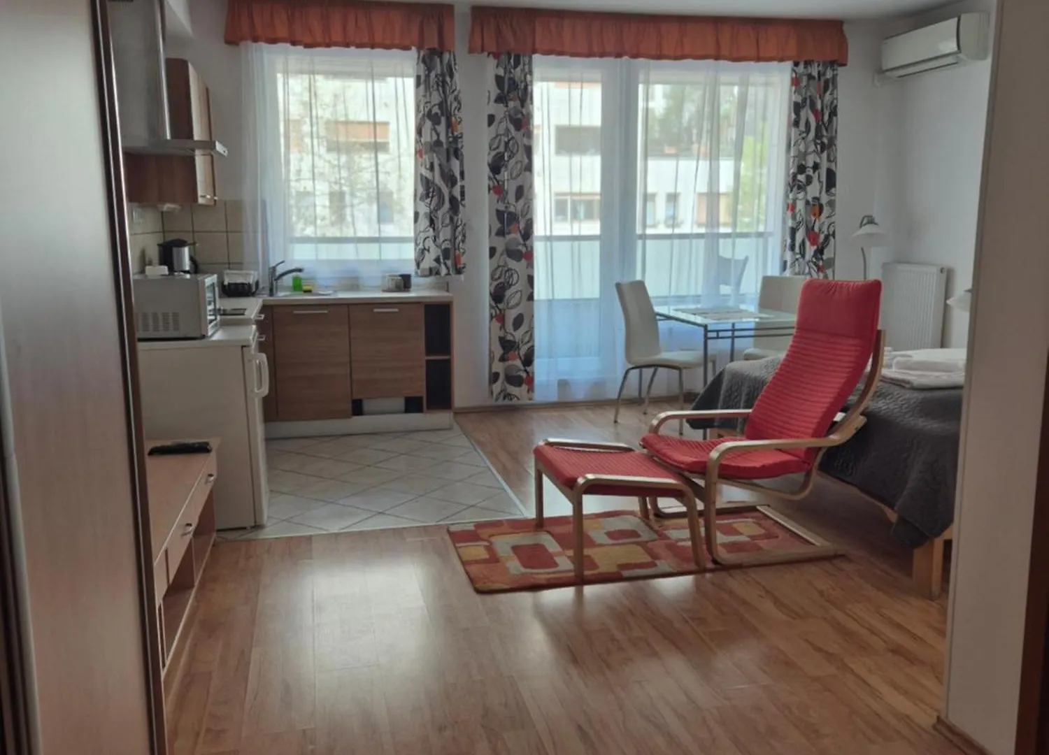 Corvin Residence Apartments Budapest 4*,